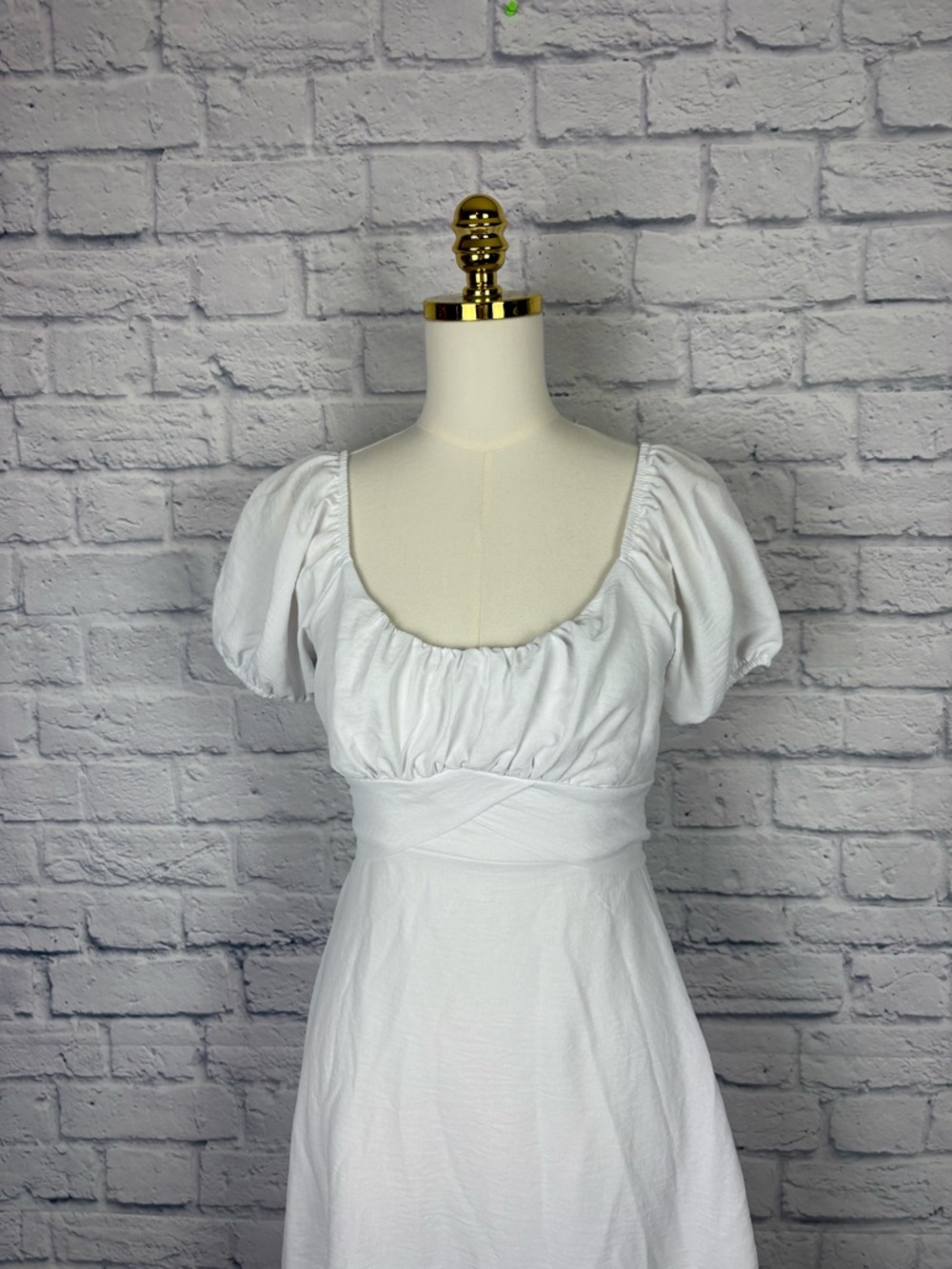 Altar’d State off white puff sleeve dress size S - Picture 4 of 8